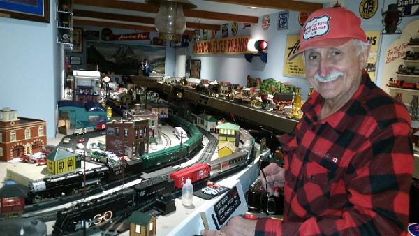 Paul Guaraglia's Great American Flyer Railroad